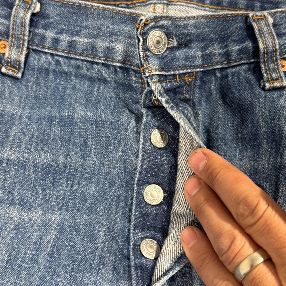 Levis 501 Jeans Mens 36x29 Blue Denim Pants Faded Workwear Button Fly Straight